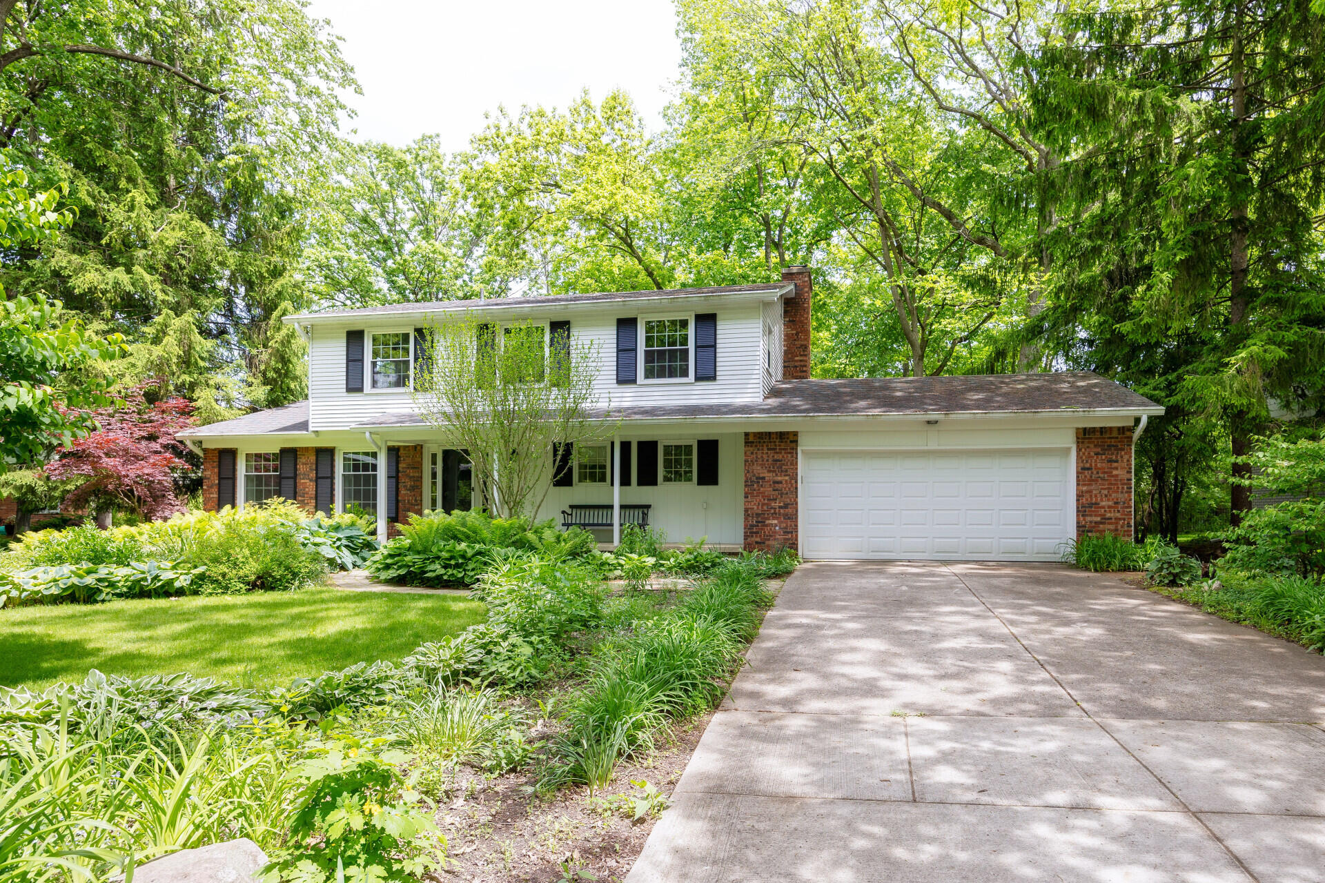 1516 Bardstown Trail