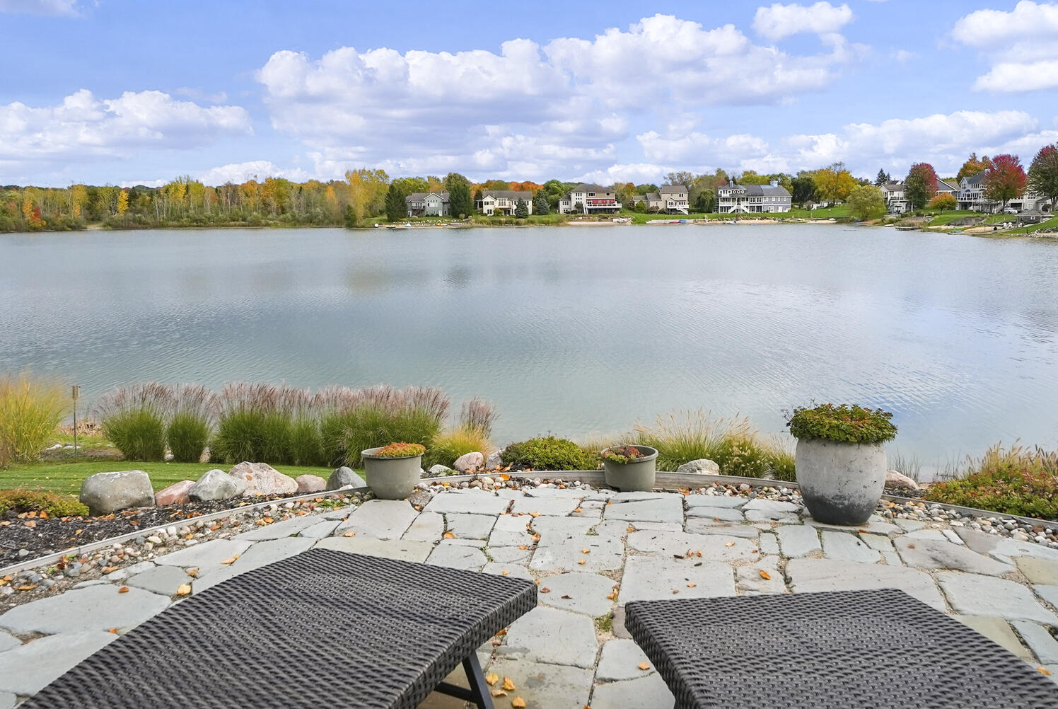 8886 Stonepoint Court