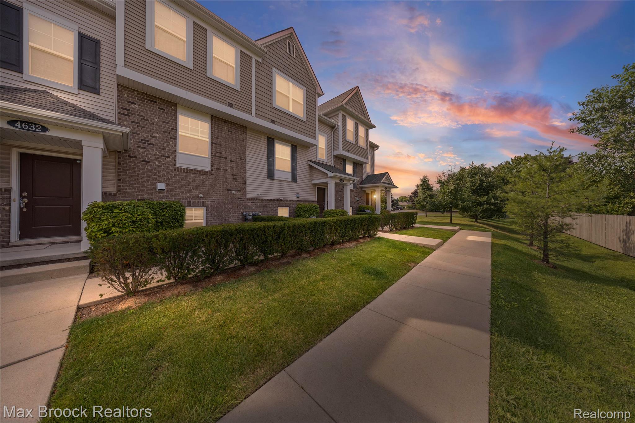 4636 Bradley Circle 12