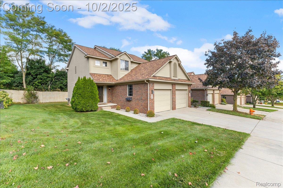 Waterford Charter Township, Michigan 48327, United States, 2 Bedrooms Bedrooms, ,3 BathroomsBathrooms,Residential,Coming Soon,218562