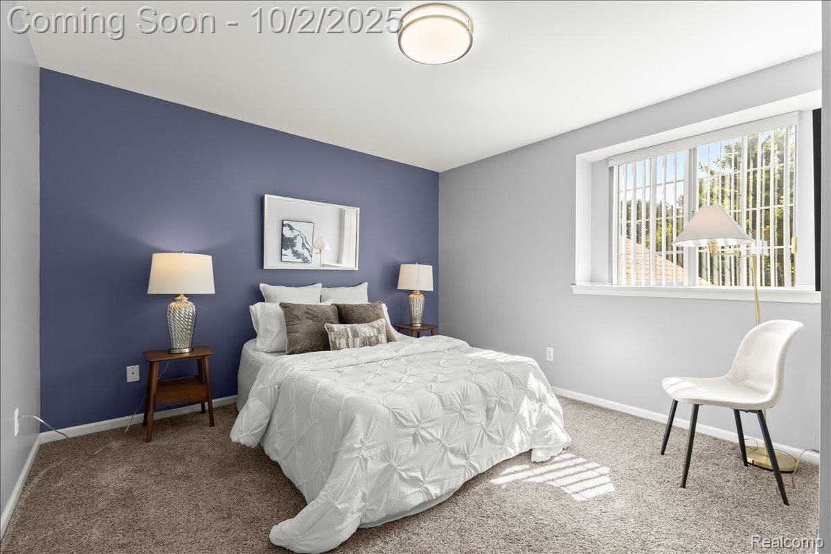 Waterford Charter Township, Michigan 48327, United States, 2 Bedrooms Bedrooms, ,3 BathroomsBathrooms,Residential,Coming Soon,218562