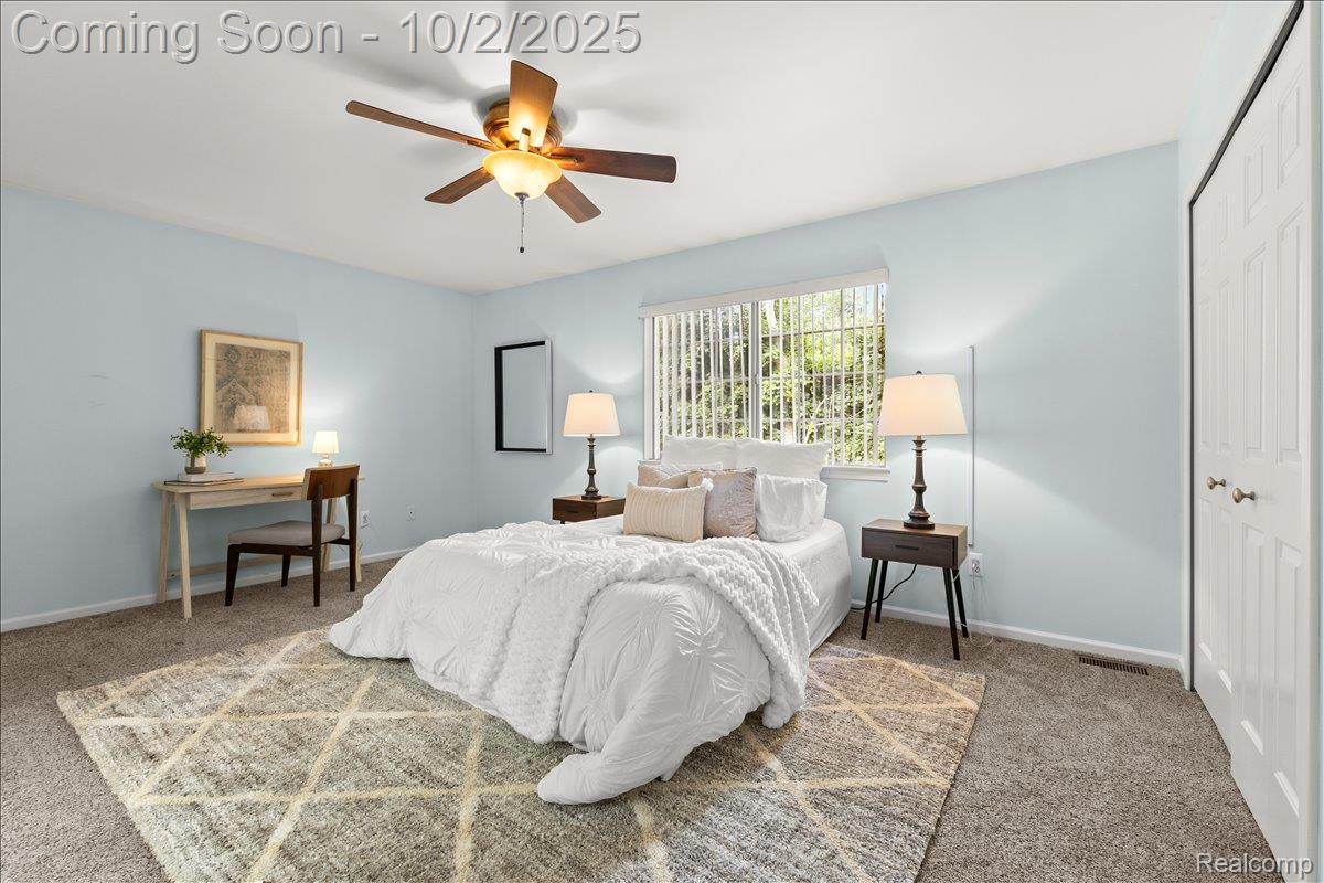 Waterford Charter Township, Michigan 48327, United States, 2 Bedrooms Bedrooms, ,3 BathroomsBathrooms,Residential,Coming Soon,218562