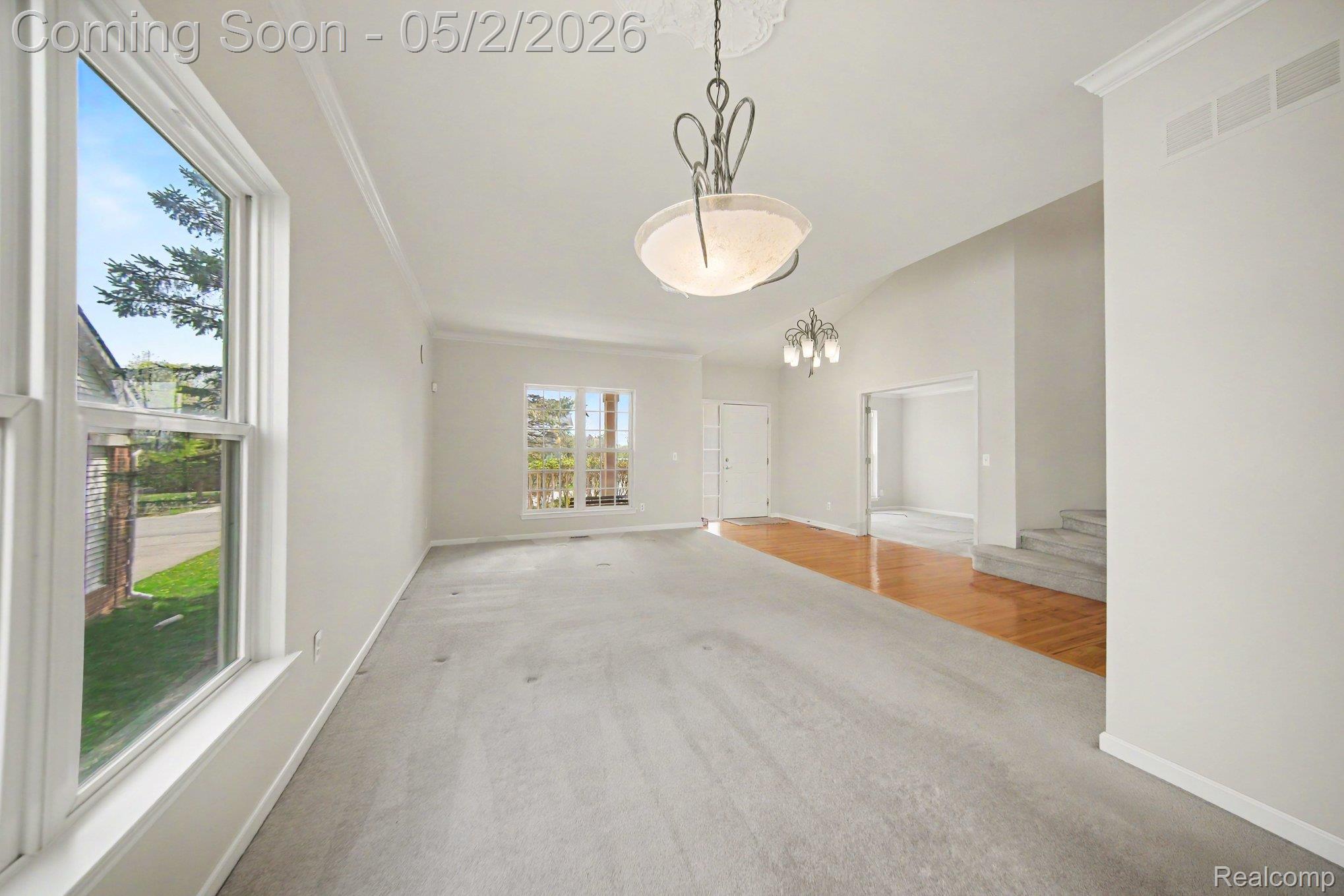 1660 Meadowside Drive