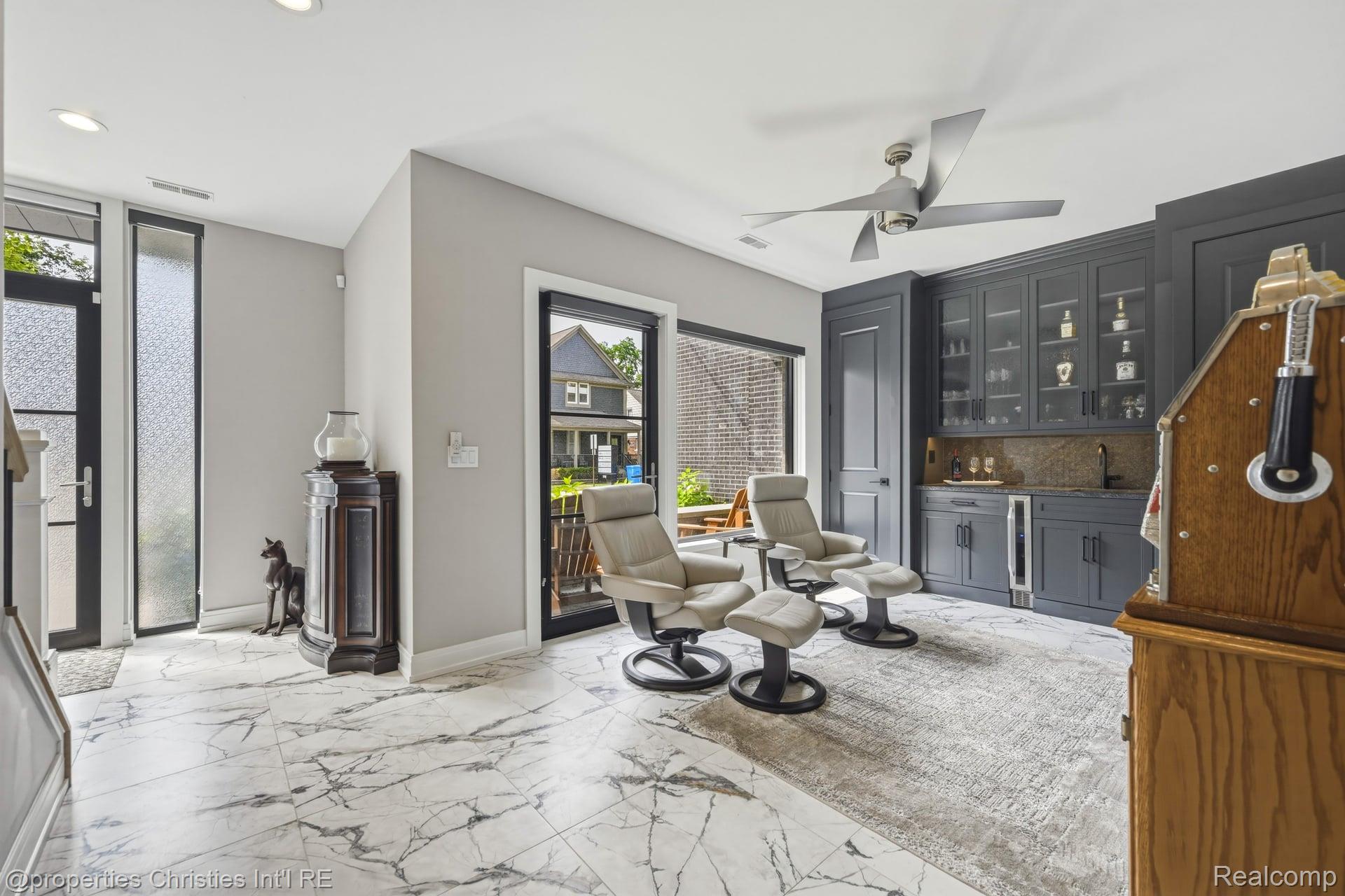 109 N Center Cove