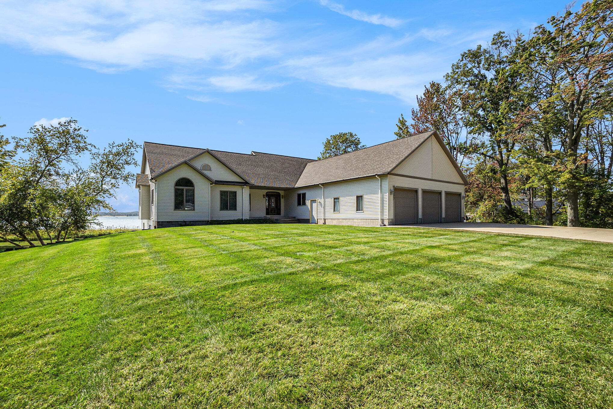 3177 Memorial Drive