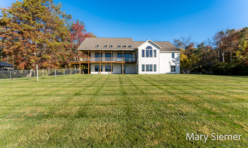 3177 Memorial Drive