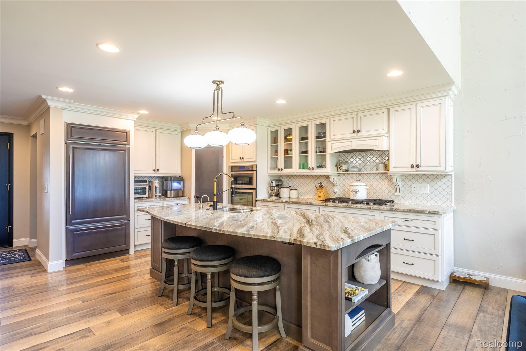 5467 Bristol Parke Drive