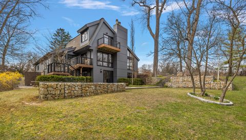19911 Old Pond Ct Beverly Hills Village Oakland MI 48025