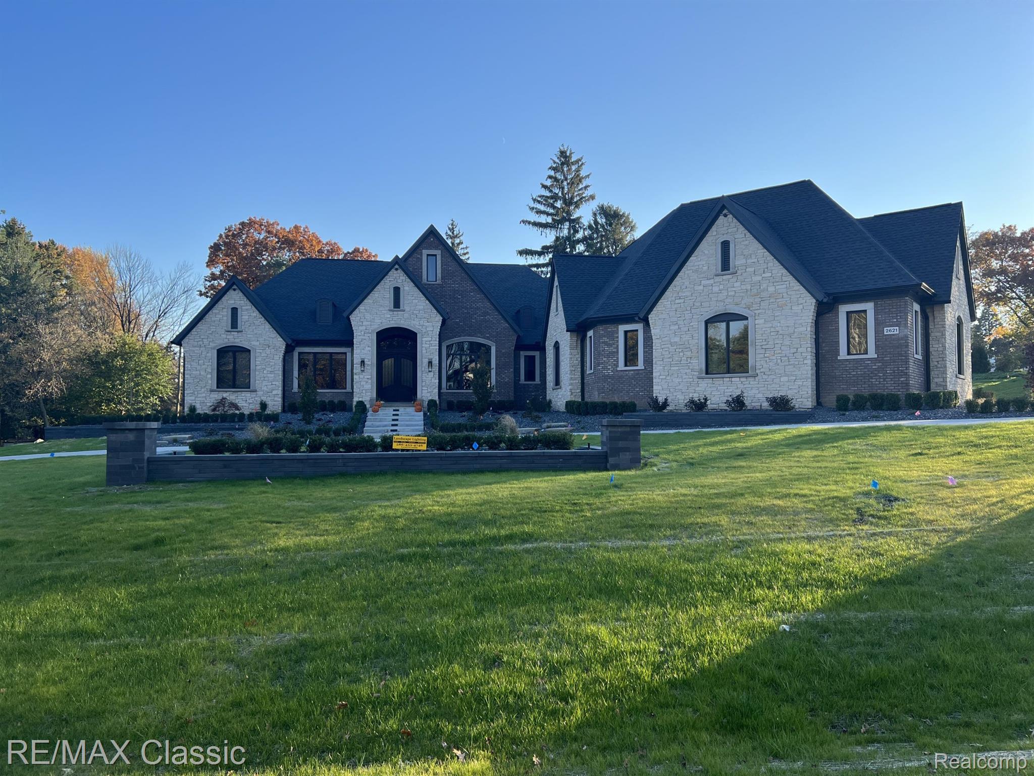 2673 Pine Bluffs Ct