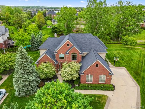 17532 Williamsburg Court Northville City MI 48168