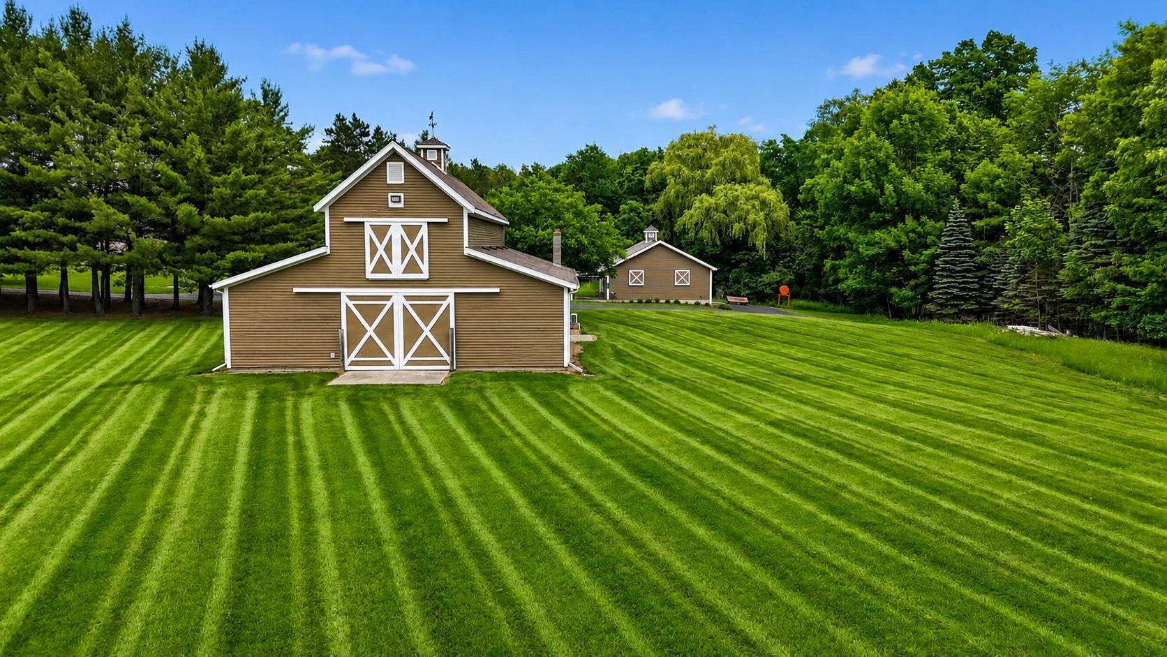 608 E Bluegrass Road