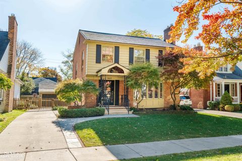317 Mount Vernon Avenue Grosse Pointe Farms City MI 48236