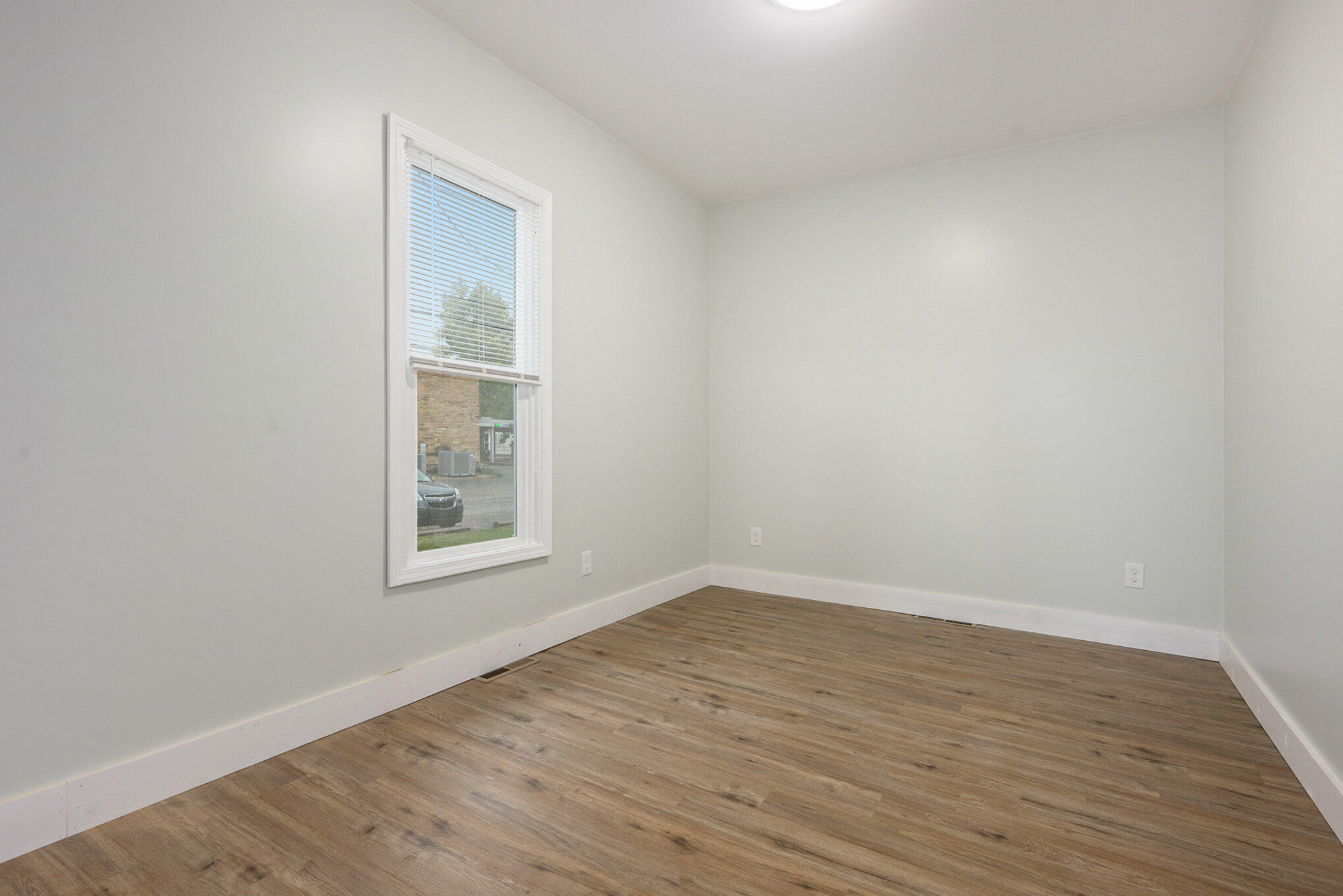 Three Rivers City, Michigan 49093, United States, 5 Bedrooms Bedrooms, ,2 BathroomsBathrooms,Residential,Active,216498