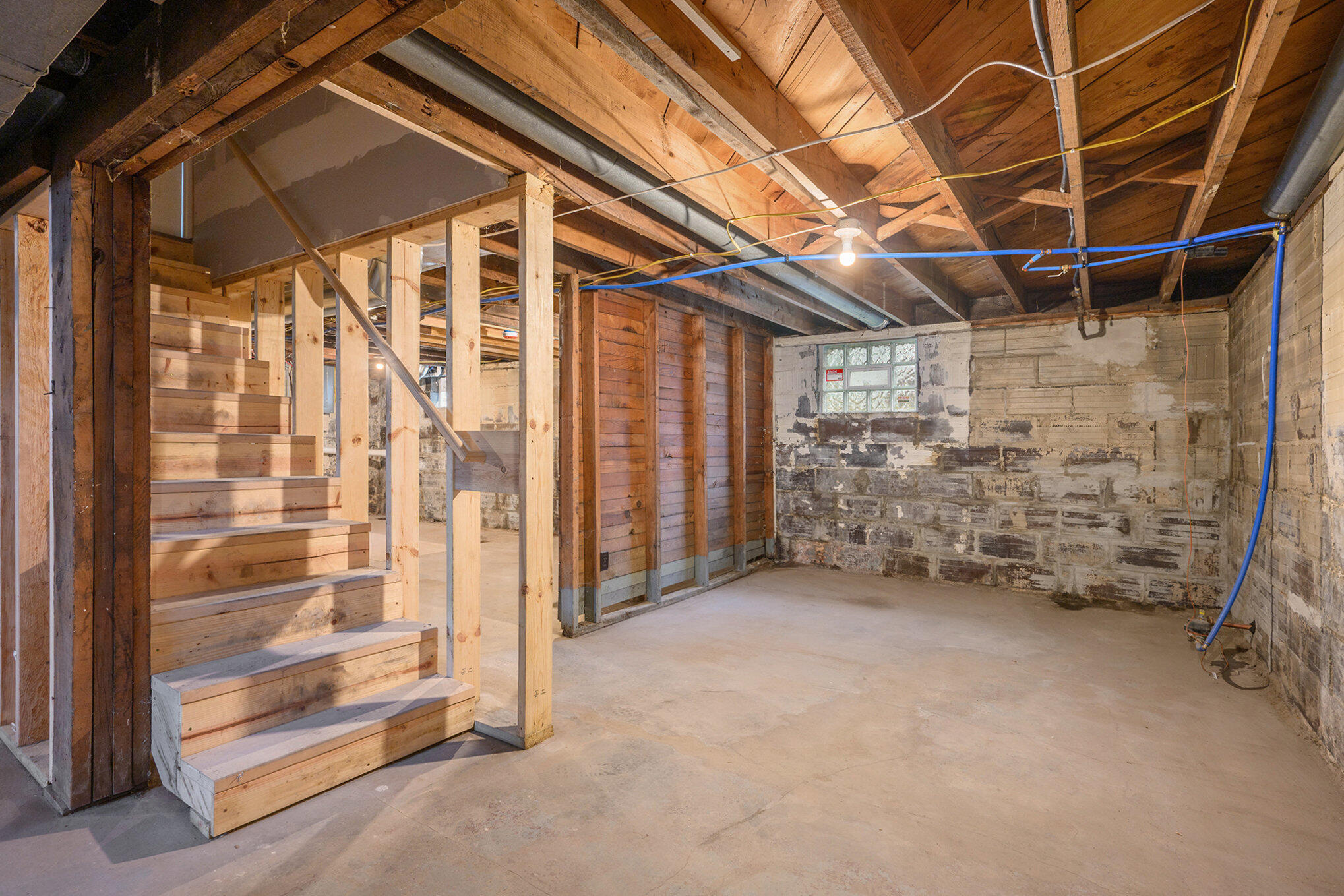 Three Rivers City, Michigan 49093, United States, 5 Bedrooms Bedrooms, ,2 BathroomsBathrooms,Residential,Active,216498