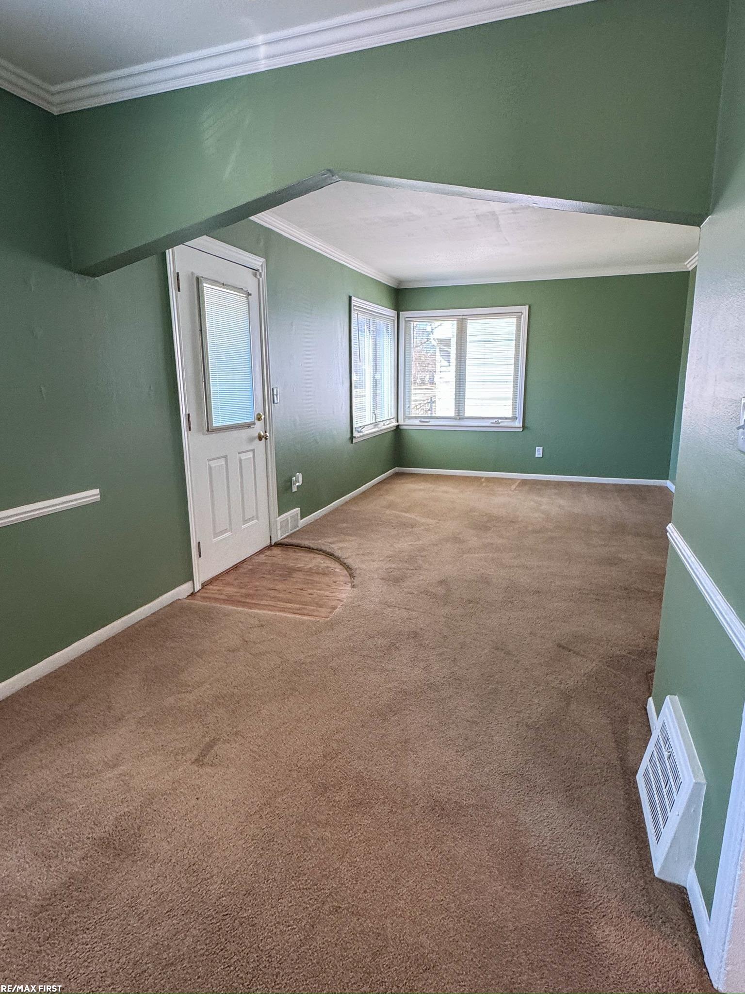 19389 Roscommon Street