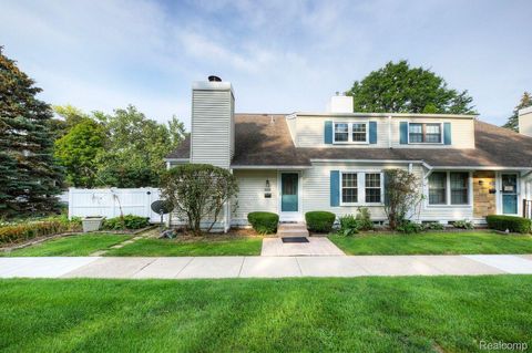 20832 E Glen Haven Circle Novi City MI 48167