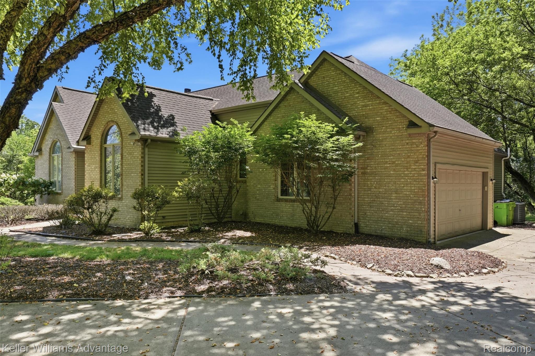 7498 Quail Ridge Drive