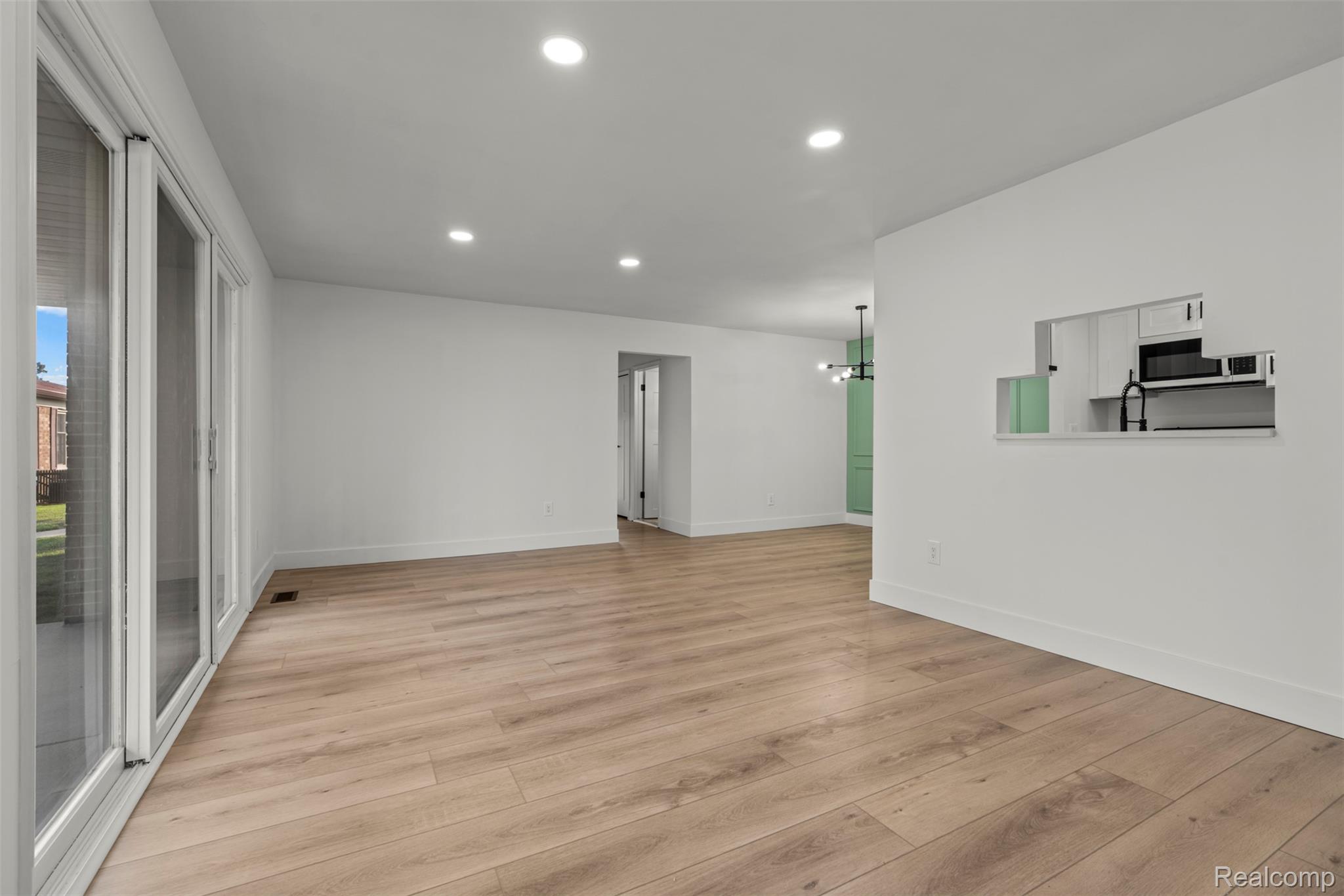 15031 Pilgrim Court