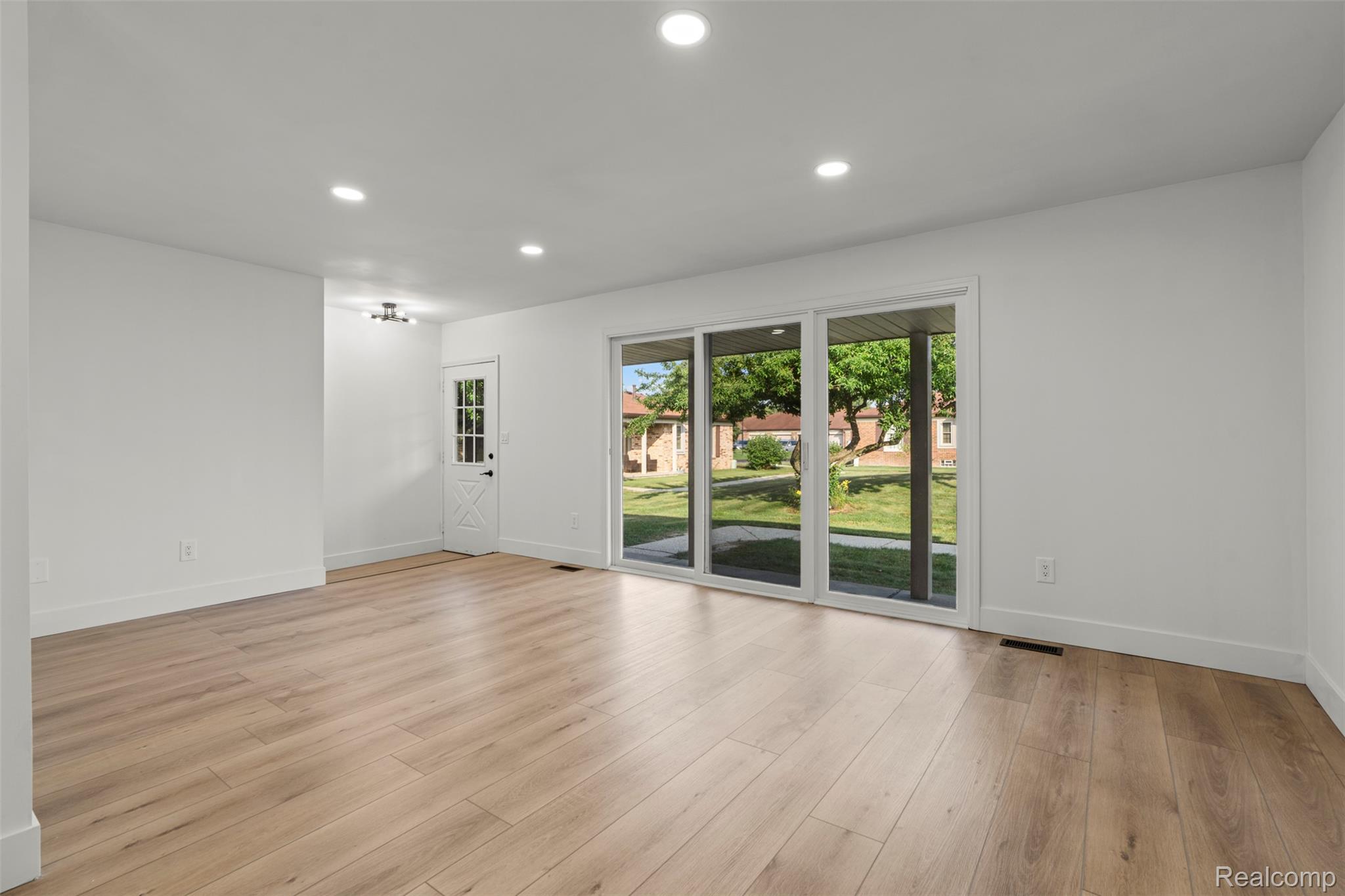 15031 Pilgrim Court