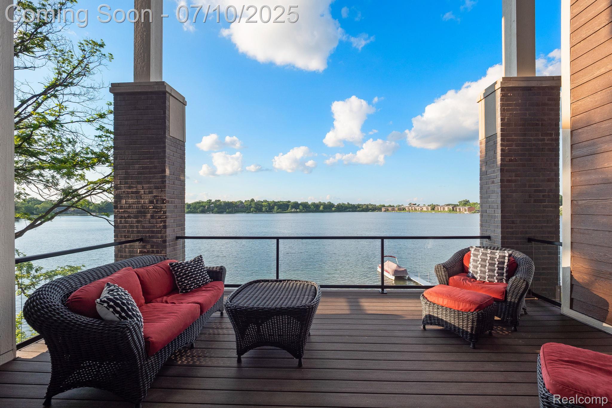 1760 Hamilton Drive