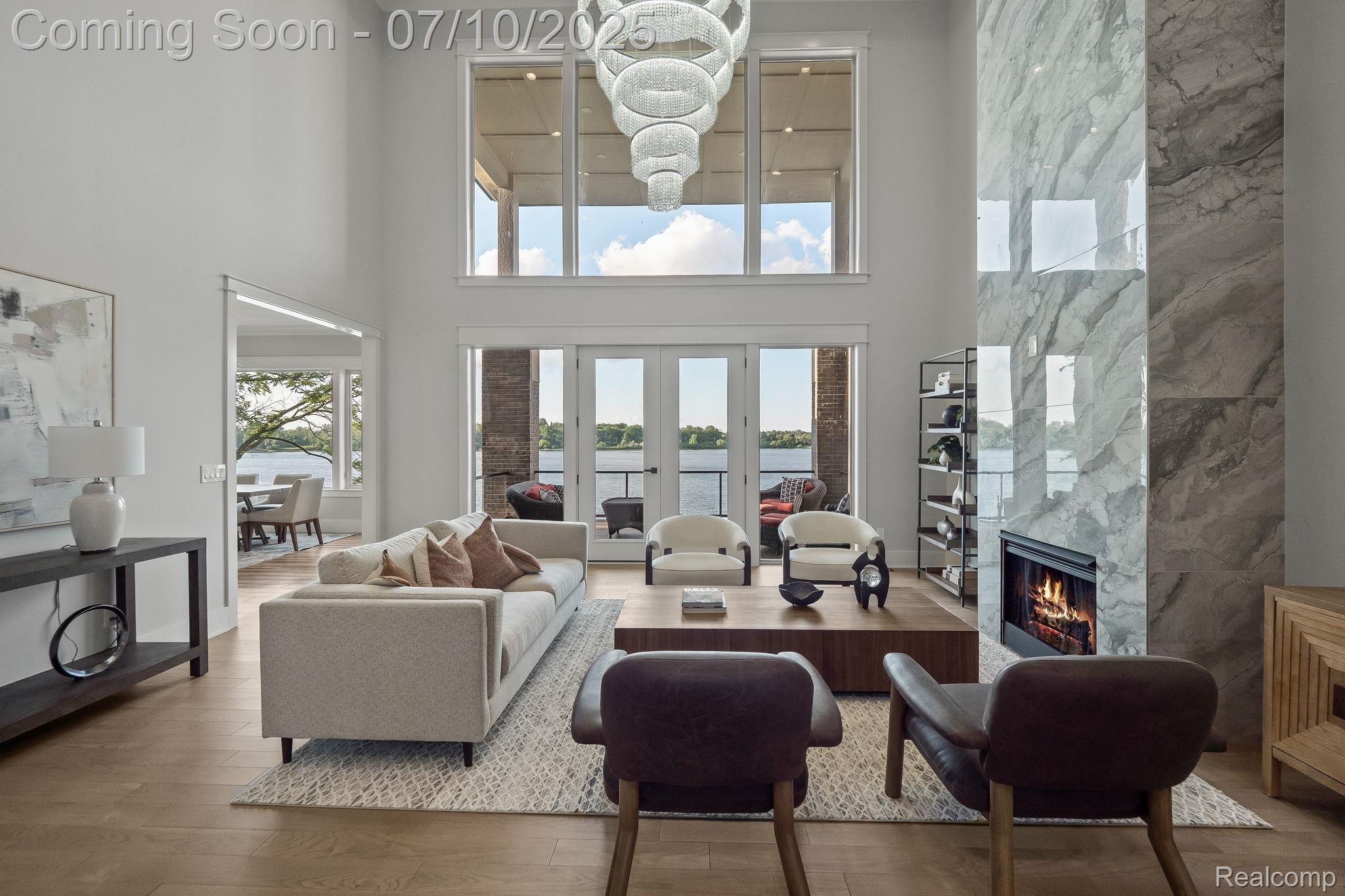 1760 Hamilton Drive