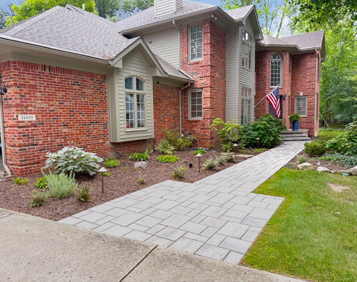 31495 Sleepy Hollow Lane