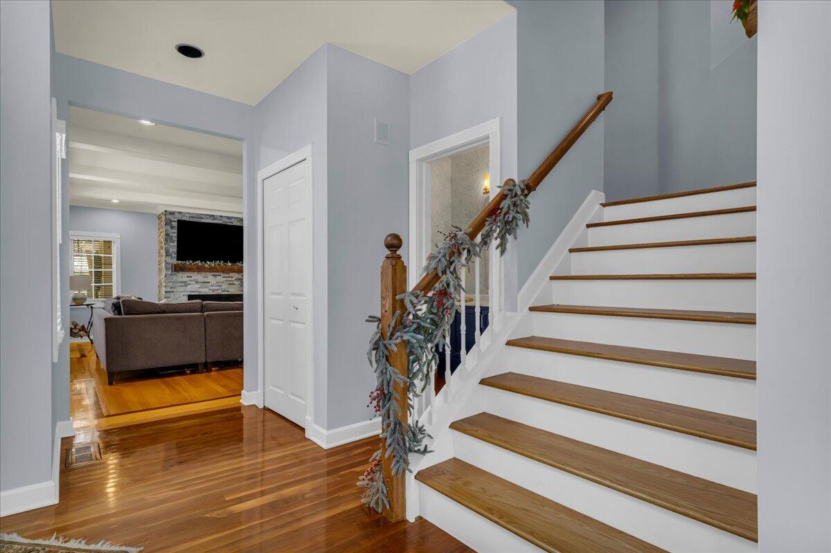 31495 Sleepy Hollow Lane