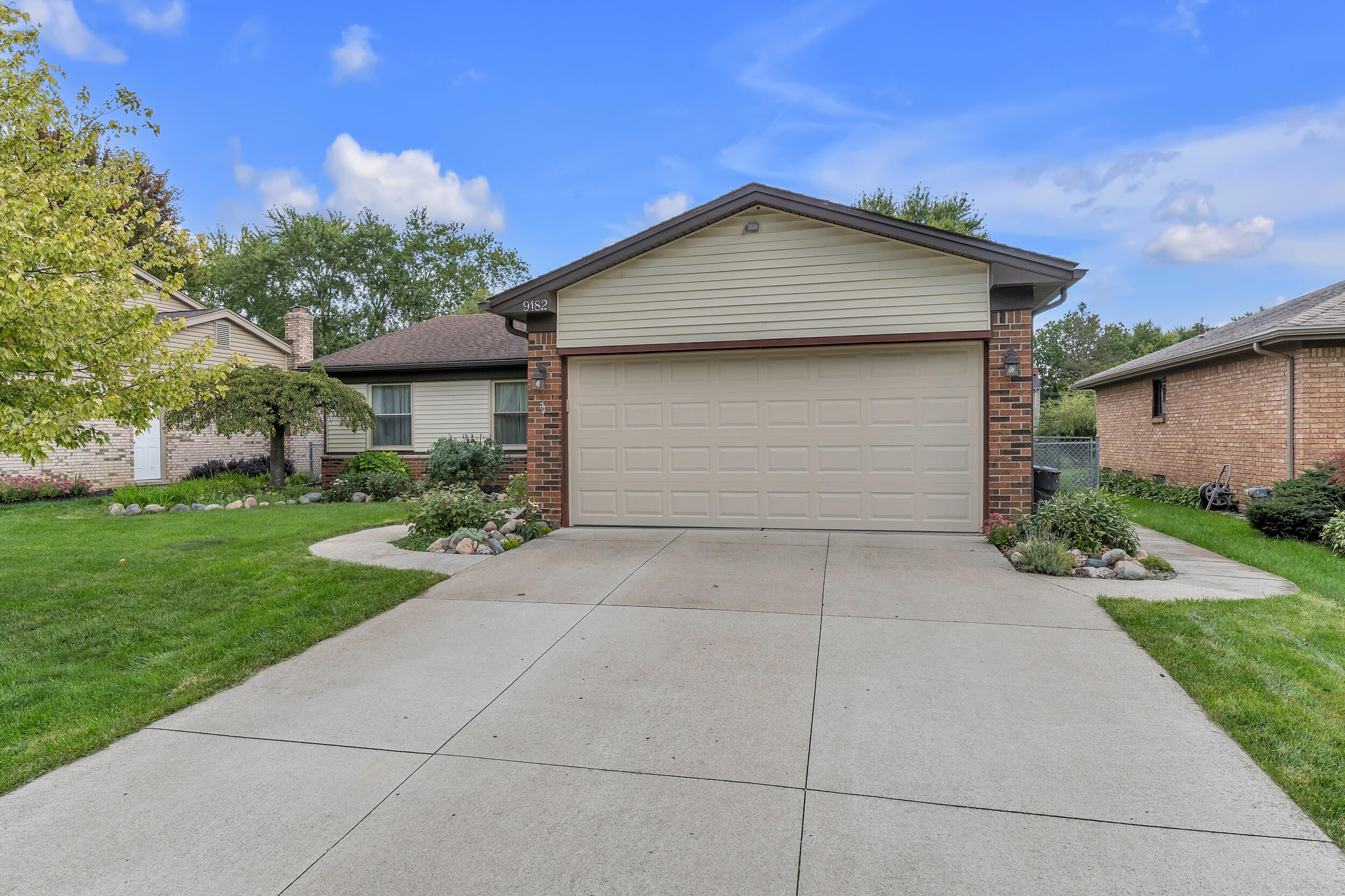 9182 Mayflower Drive