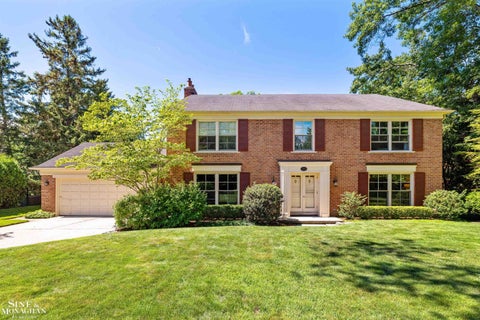 Photo of 211 Lewiston Street, Grosse Pointe Farms City, MI 48236 (MLS # 58050224759)