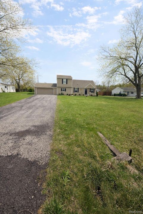 30155 Fort Road Brownstown Charter Township MI 48173