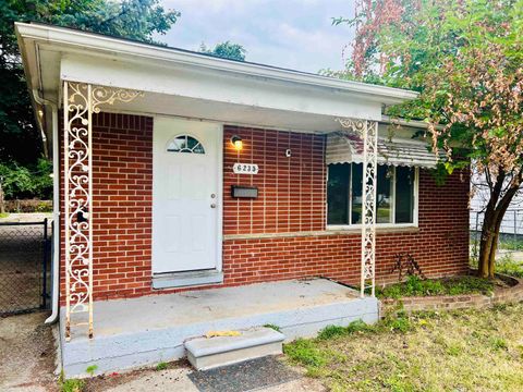 Photo of 6235 ASHTON Avenue, Detroit City, MI 48228 (MLS # 58050190664)