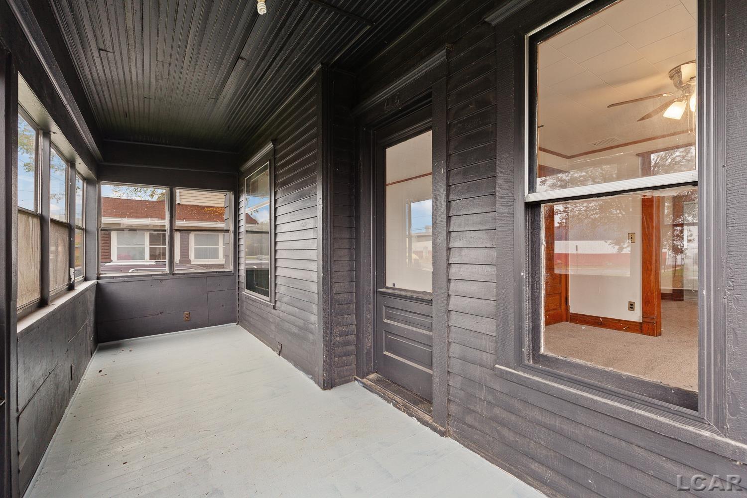 415 W Beecher Street