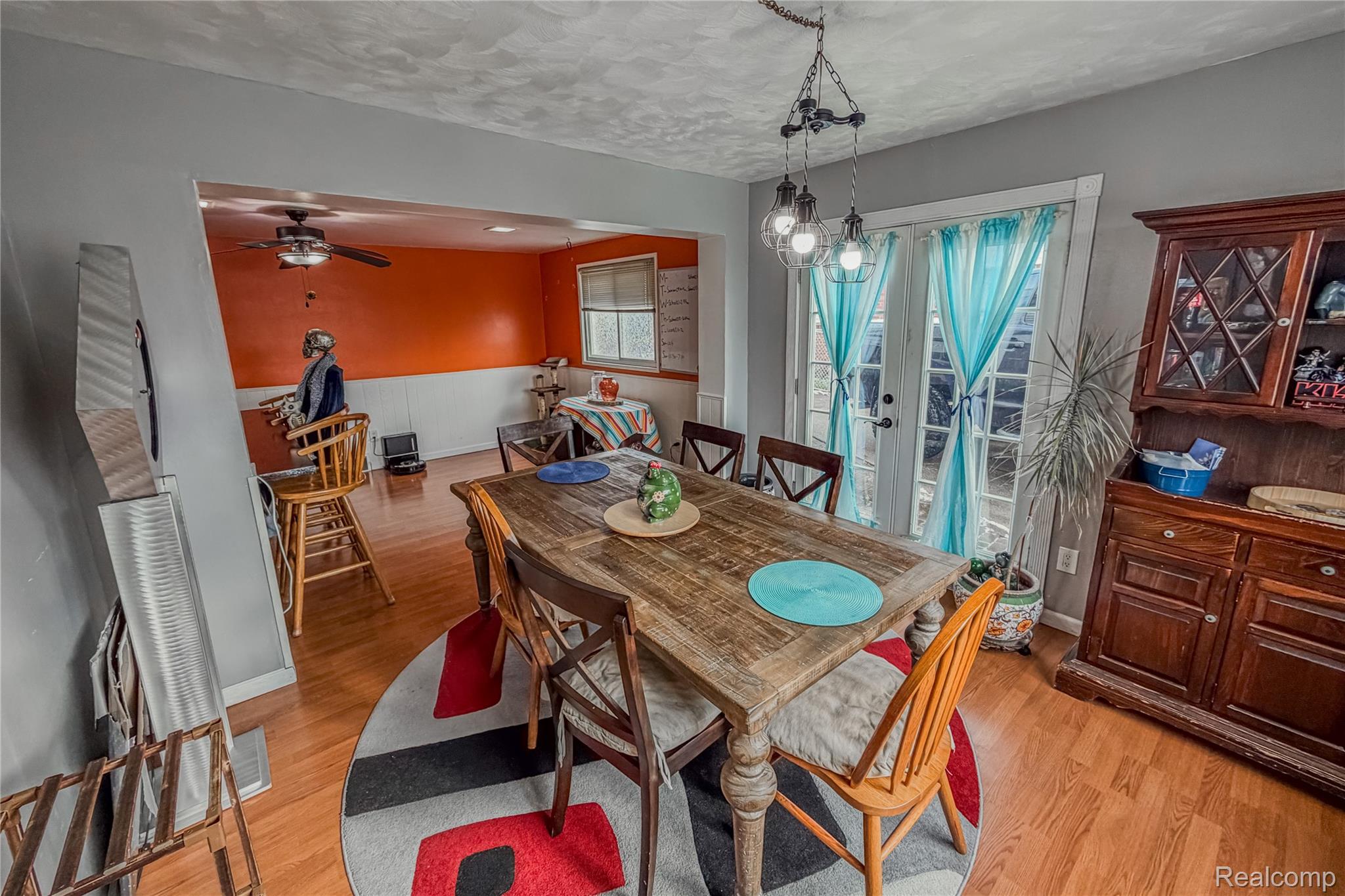 Fraser, Michigan 48026, United States, 3 Bedrooms Bedrooms, ,2 BathroomsBathrooms,Residential,Active,251415