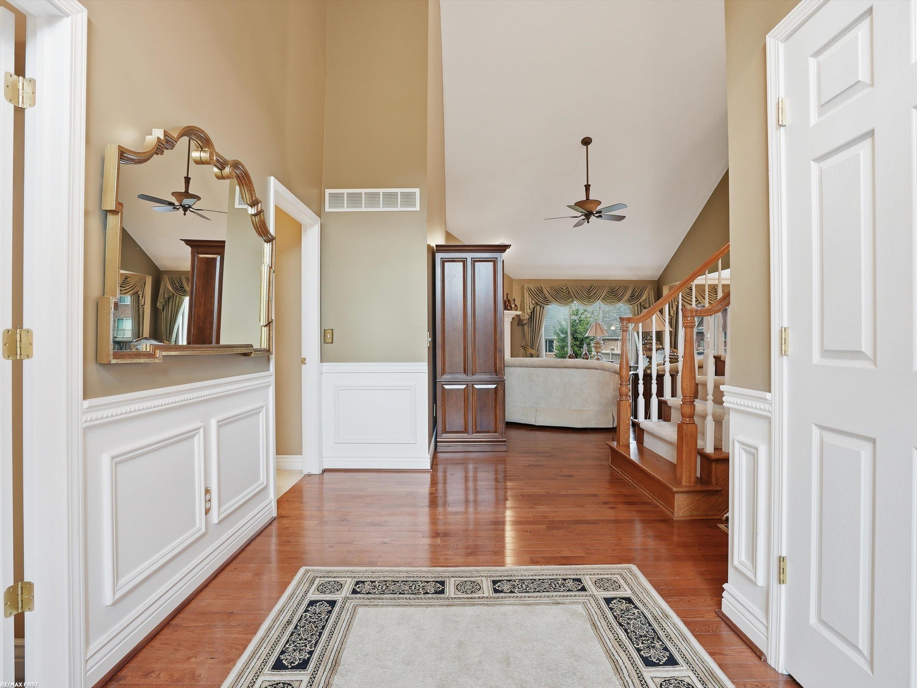 6181 Pond Drive