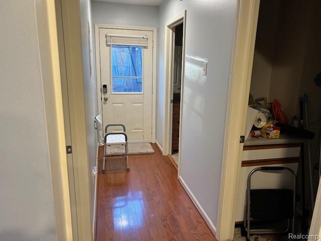 323 Countryside Court