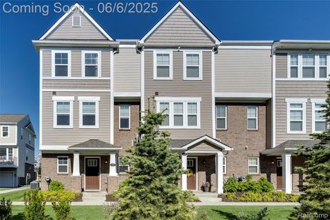 137 Monument Lane Wixom City MI 48393