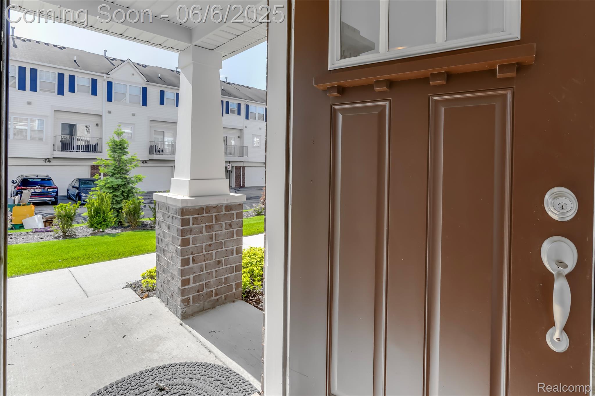 137 Monument Lane