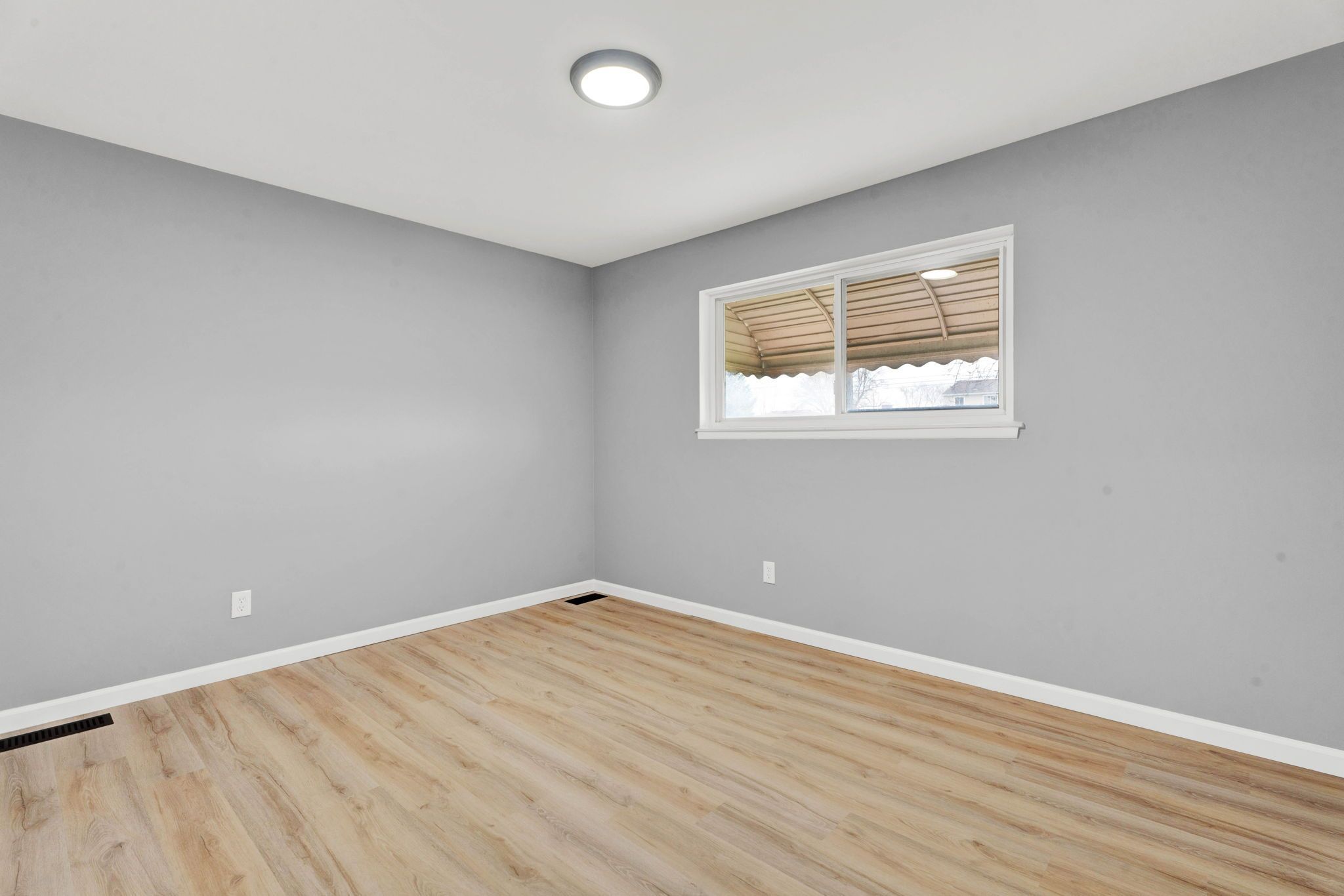 Warren City Macomb, Michigan 48088, United States, 3 Bedrooms Bedrooms, ,1 BathroomBathrooms,Residential,Active,106717