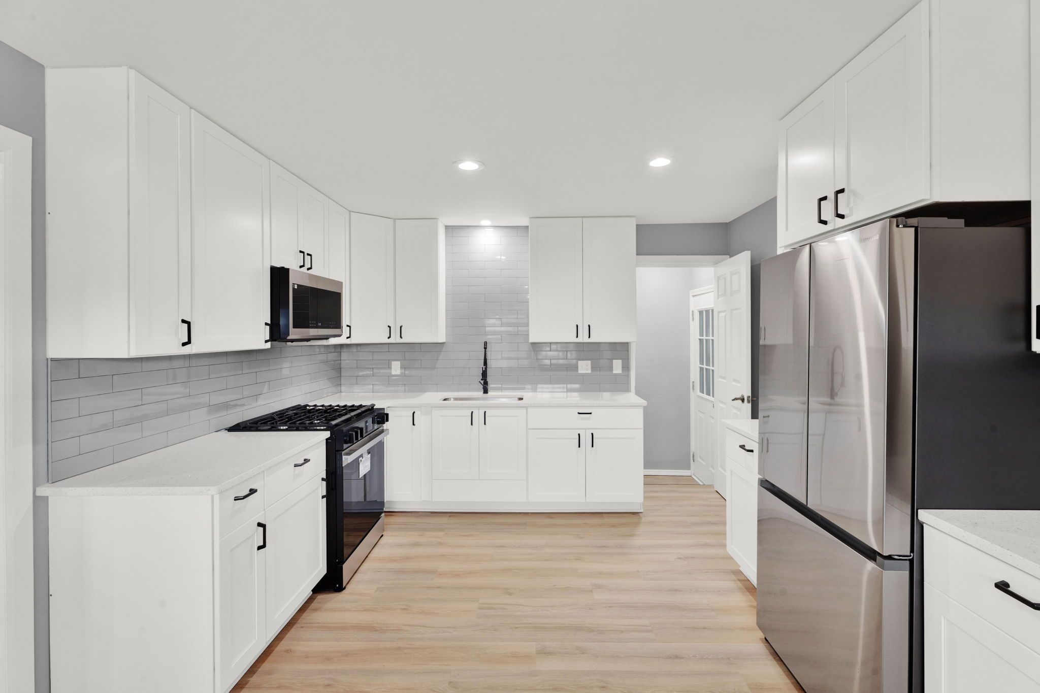 Warren City Macomb, Michigan 48088, United States, 3 Bedrooms Bedrooms, ,1 BathroomBathrooms,Residential,Active,106717