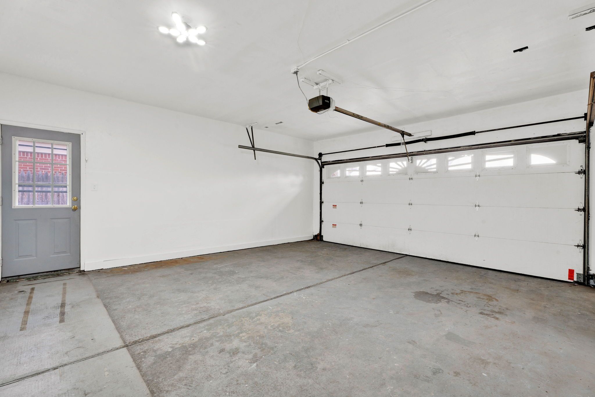 Warren City Macomb, Michigan 48088, United States, 3 Bedrooms Bedrooms, ,1 BathroomBathrooms,Residential,Active,106717