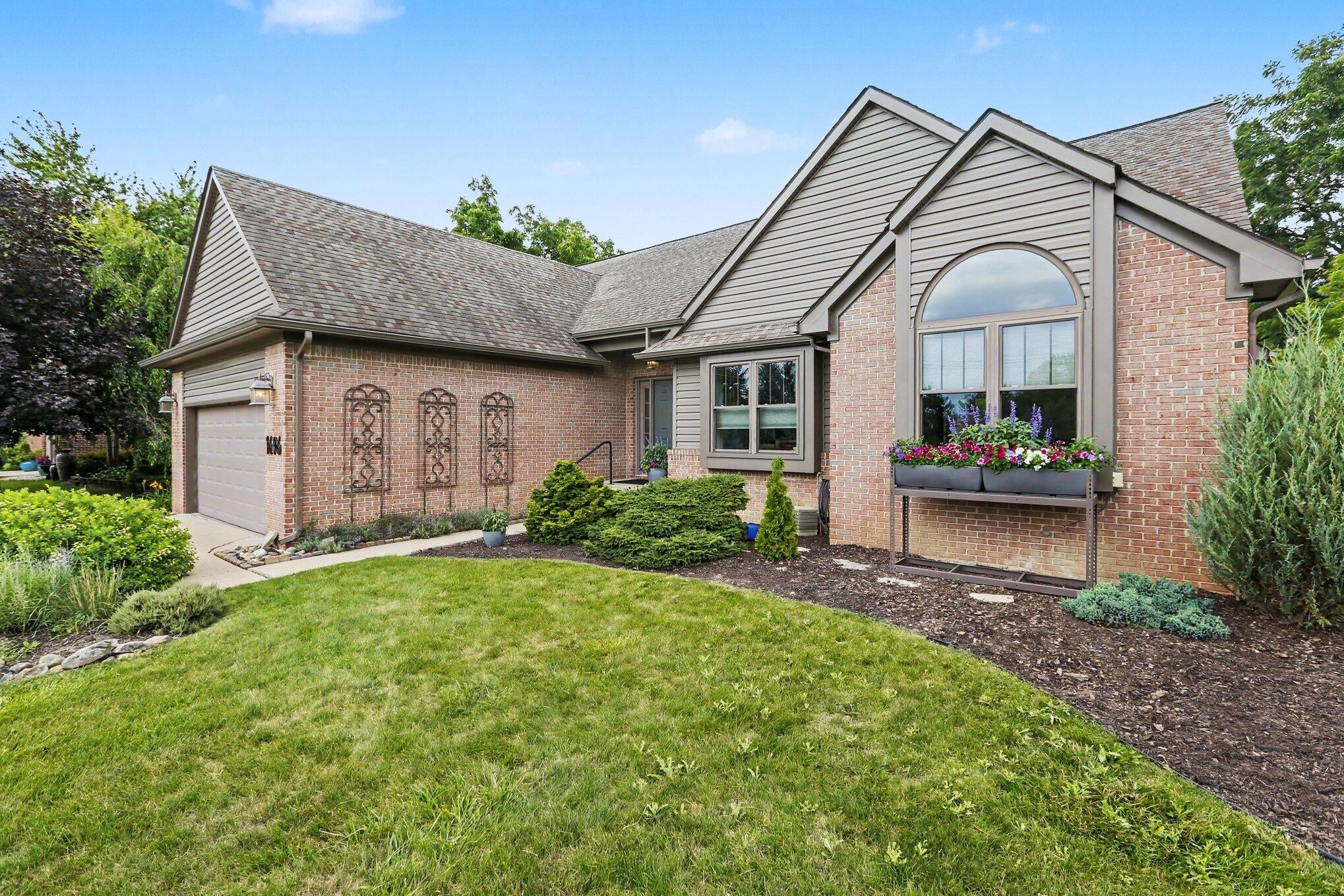 1696 W Ellsworth Road