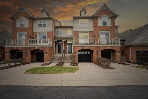 37633 NEWBURGH PARK Circle Livonia City Wayne MI 48152