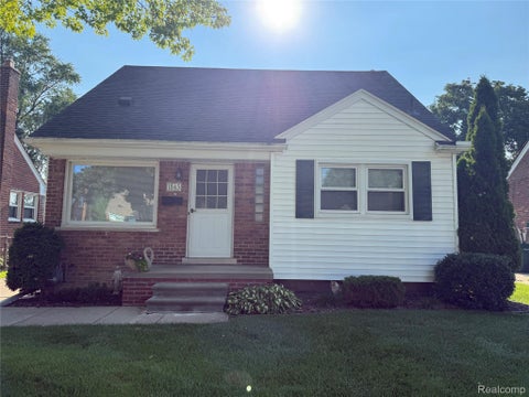 Photo for 1843 Robindale Avenue
