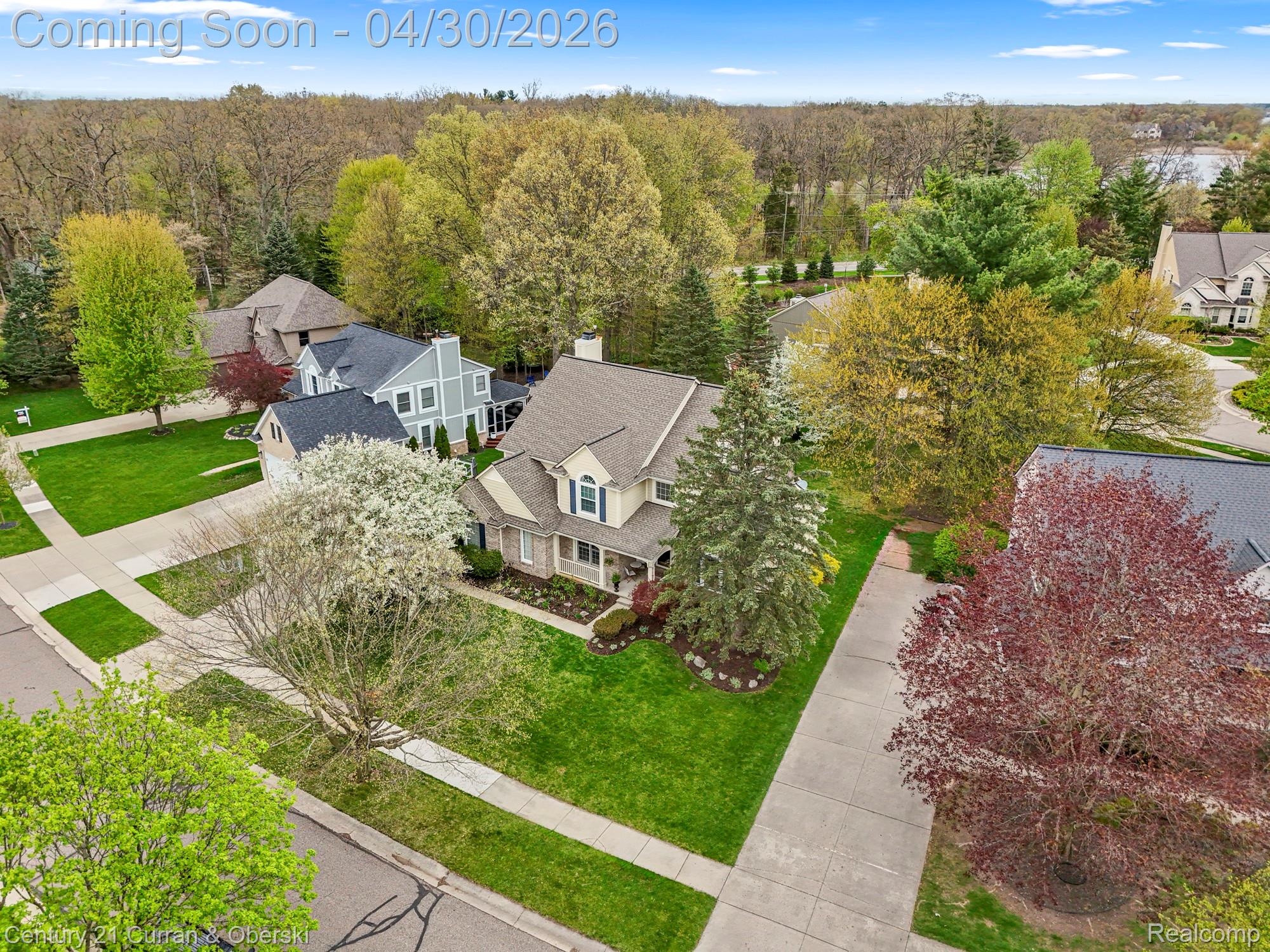 1424 Woodbridge Lane