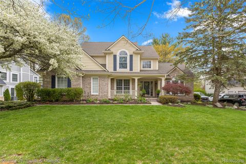 1424 Woodbridge Lane Wixom City MI 48393