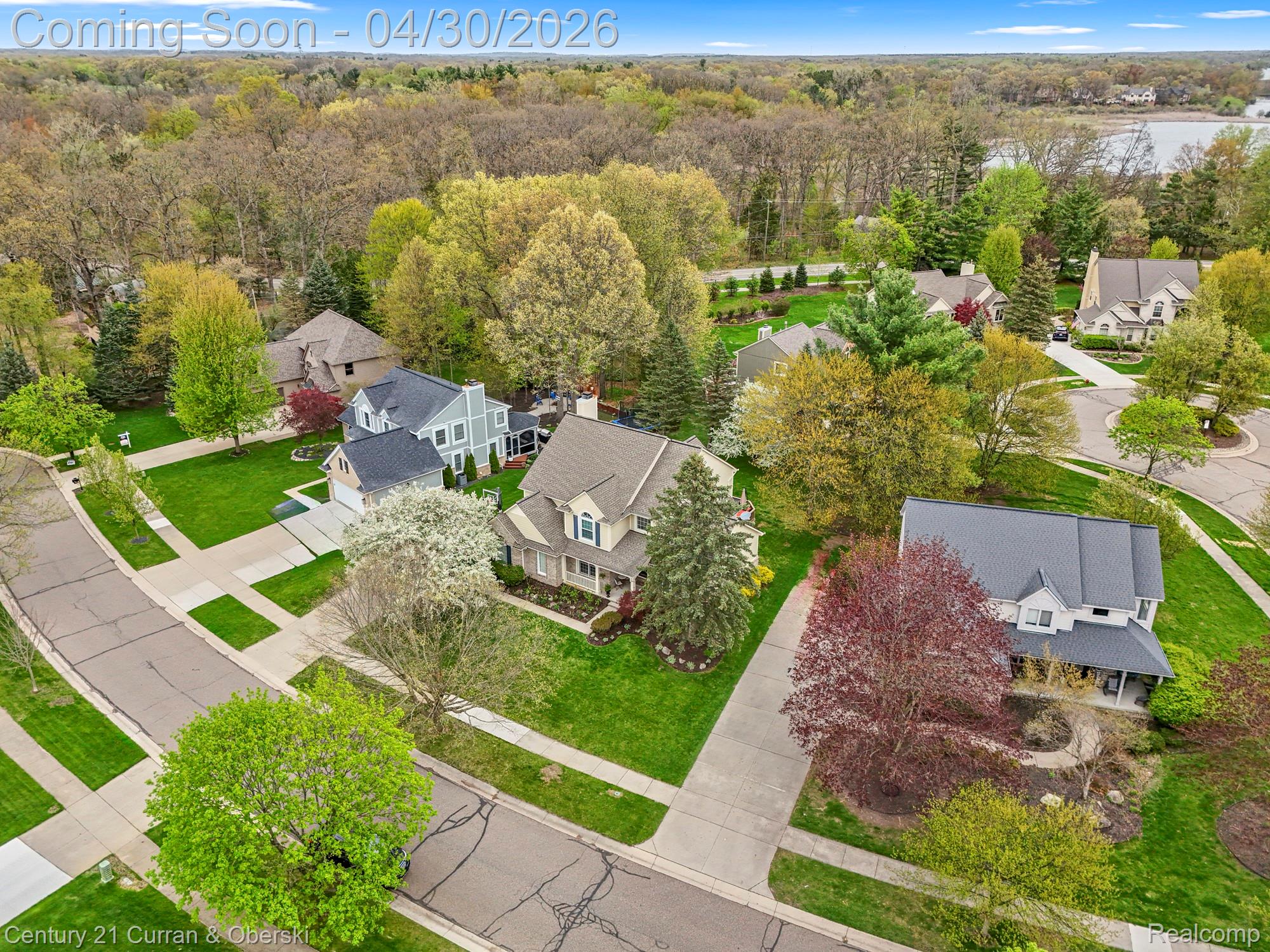 1424 Woodbridge Lane