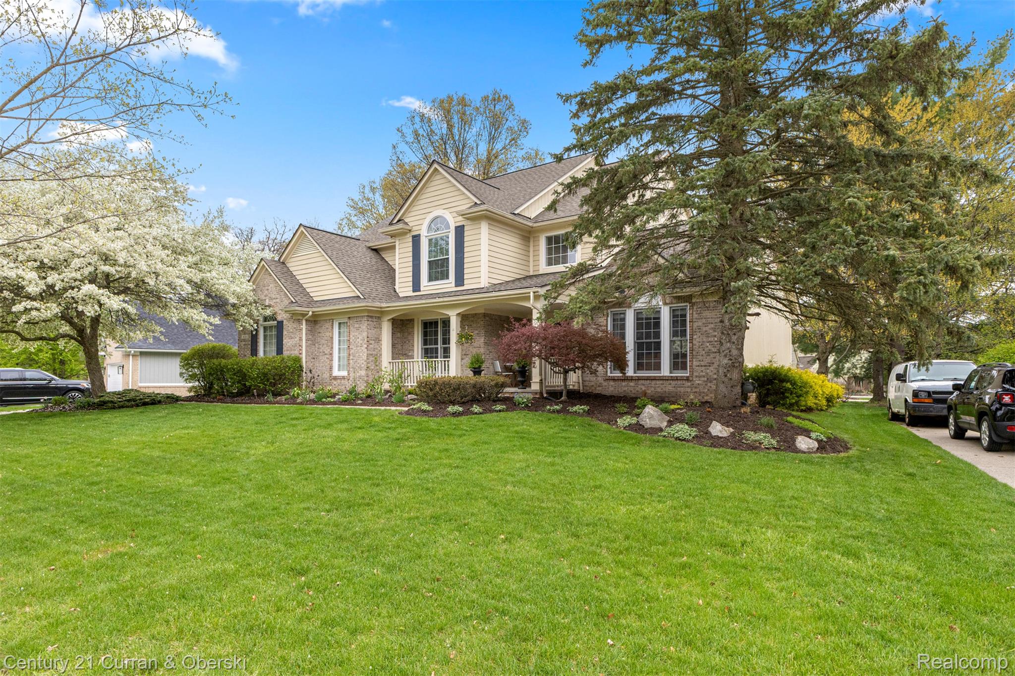 1424 Woodbridge Lane