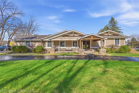 3860 E Commerce Road Commerce Charter Township MI 48382