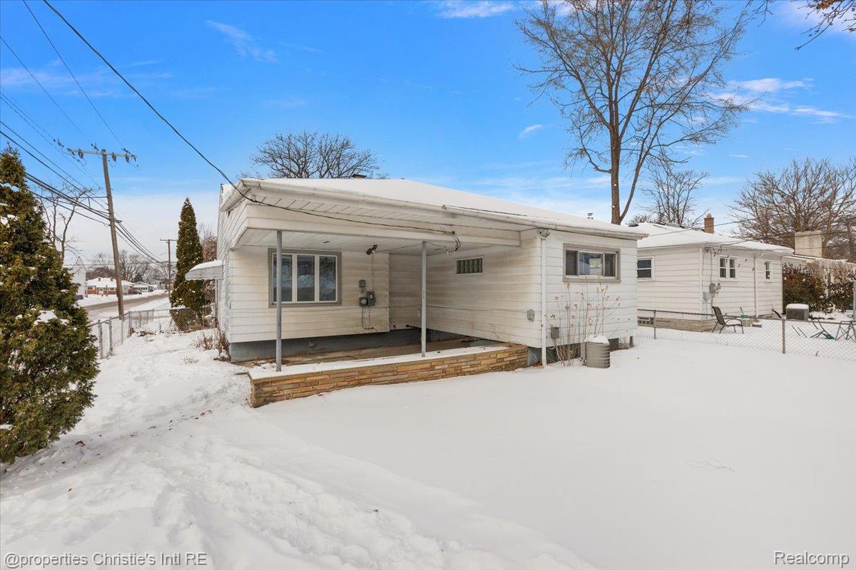 23704 Hazelwood Avenue