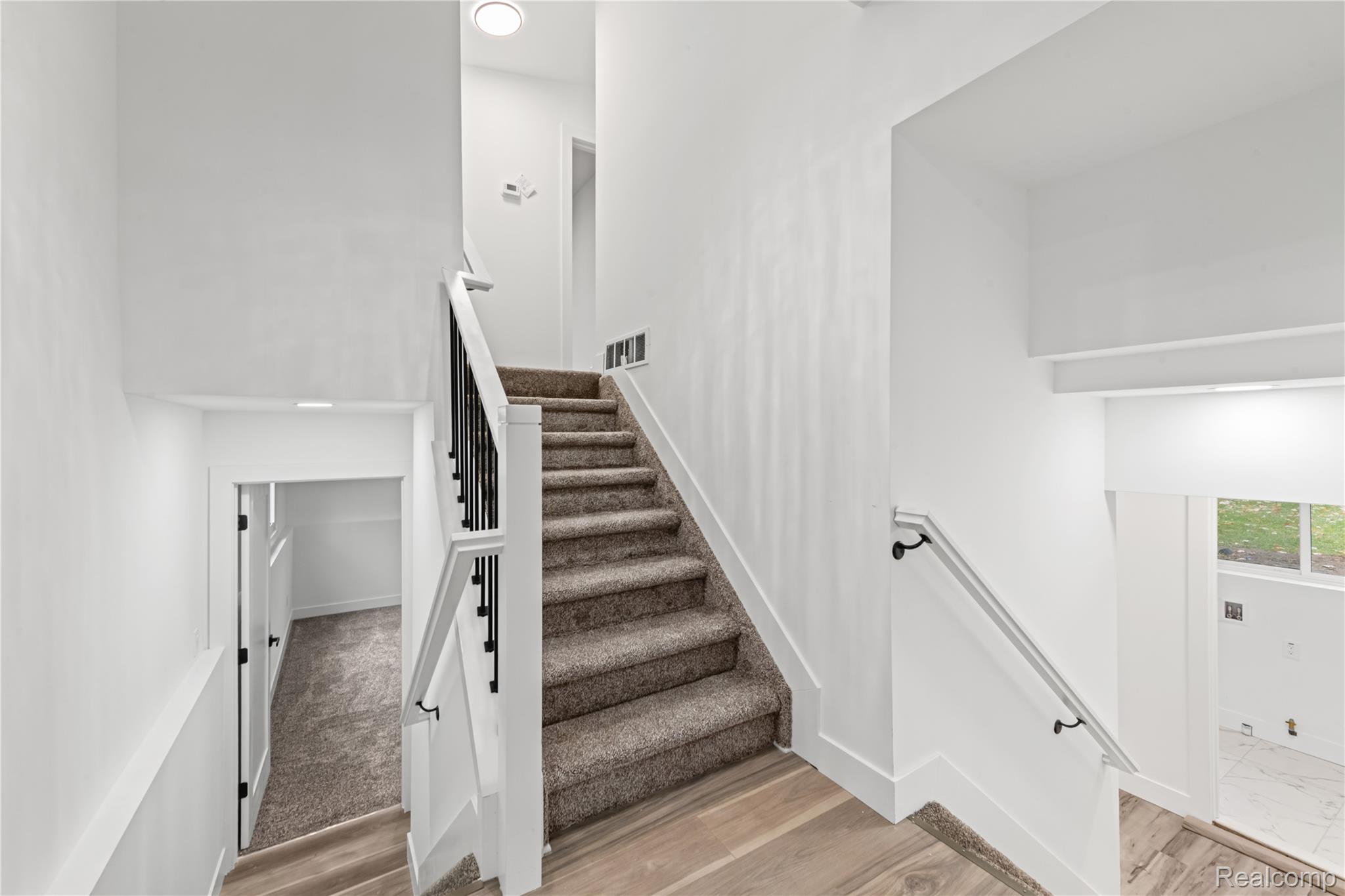 Waterford, Michigan 48329, United States, 4 Bedrooms Bedrooms, ,2 BathroomsBathrooms,Residential,Coming Soon,249363